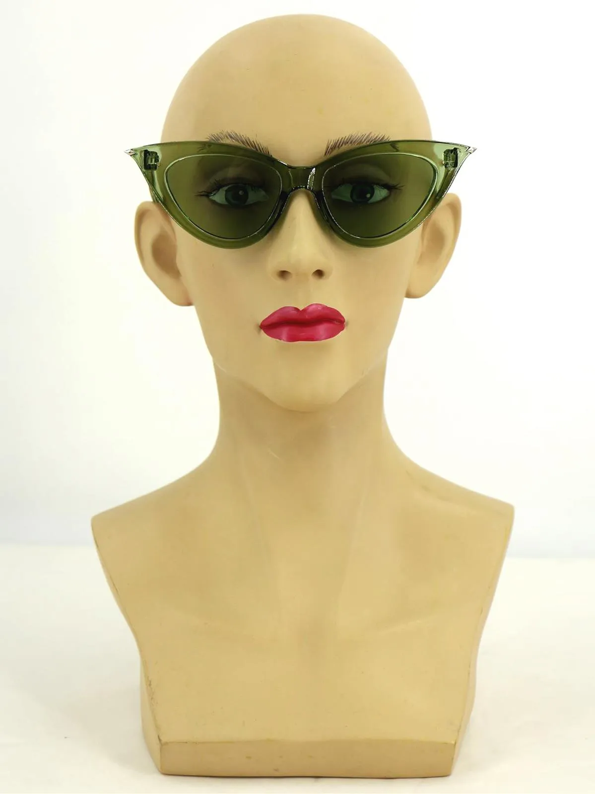 Green Diamond Tip Catseye Vintage Style Sunglasses