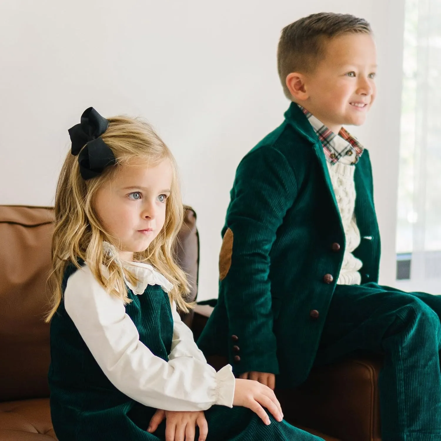 Hope & Henry Girls' Sleeveless Bow Front Jumper